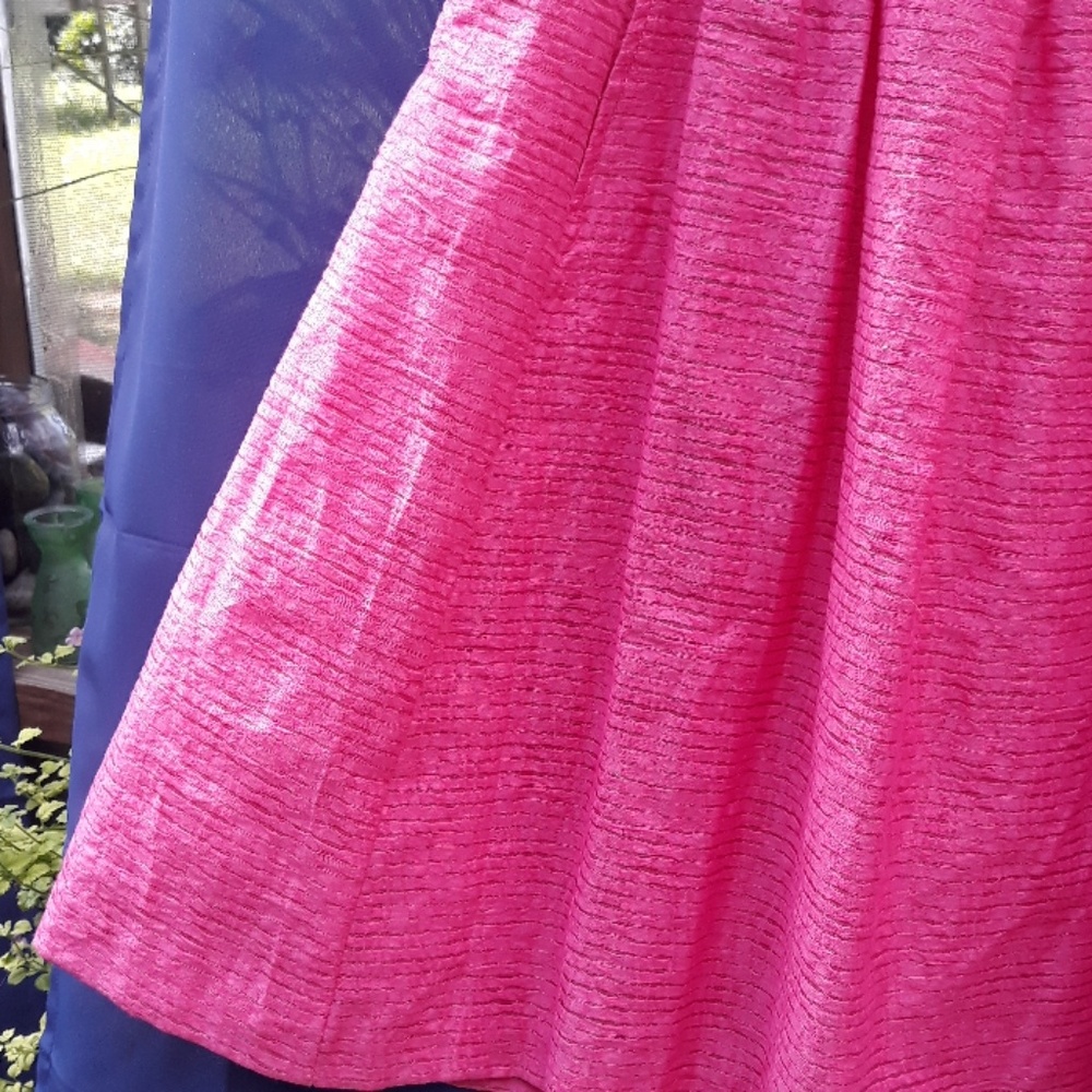 Dress - Picture 4 of 6